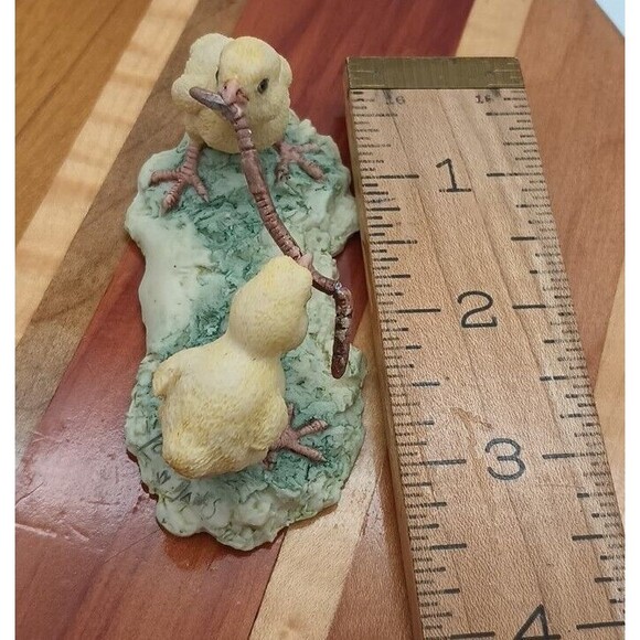 Schmid Lowell Davis "Don't Play With Your Food " Figurine Chicks With Worm - Picture 5 of 9